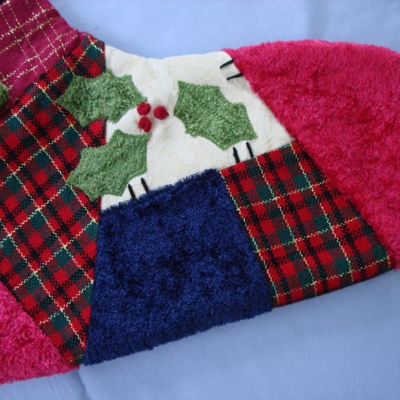 Nice 18" Stocking Farmhouse Patchwork Christmas Embellished Buffalo Check Fabric - Picture 6 of 14